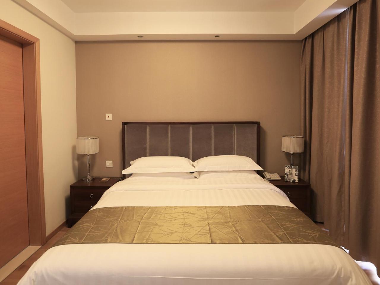 Wuxi Koschenny Graceland Service Residence Bagian luar foto